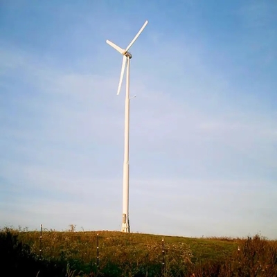 บ้าน เครื่องกําเนิดลม 10kW ด้วย 380VAC บนเครือข่าย 3 ระยะ ระบบสนับสนุน แผ่น PV ใช่