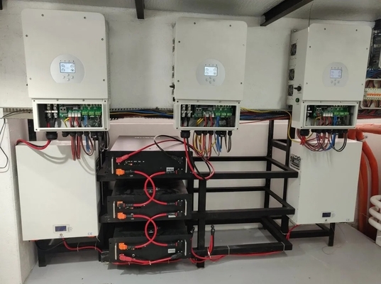2024 ระบบพลังงานแสงอาทิตย์ 5kw 6kw 8kw 10kw พร้อมเครื่องควบคุม MPPT และความถี่ออก 50hz