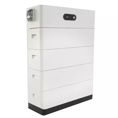 แบตเตอรี่เก็บพลังงานแสงอาทิตย์ 5KW ที่สะสมกันได้ แบตเตอรี่ลิตยูมที่ชาร์จใหม่ CAN RS485