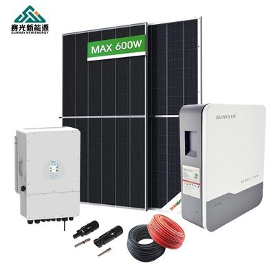 ระบบเก็บพลังงานแสงอาทิตย์ 6kW ระบบพลังงานไฮบริดบ้าน 50hz ความถี่การออก